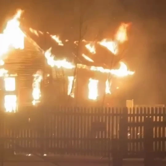 Rhydargaeau Fire 02