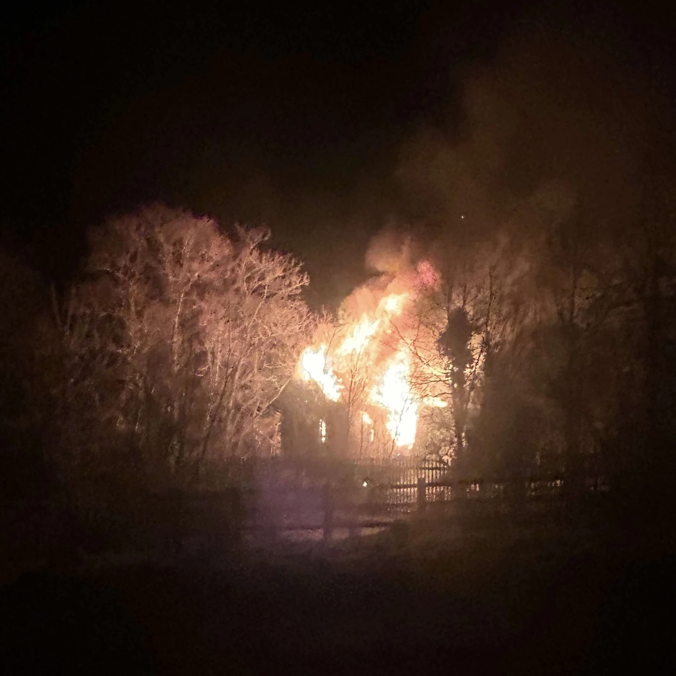 Rhydargaeau Fire 01