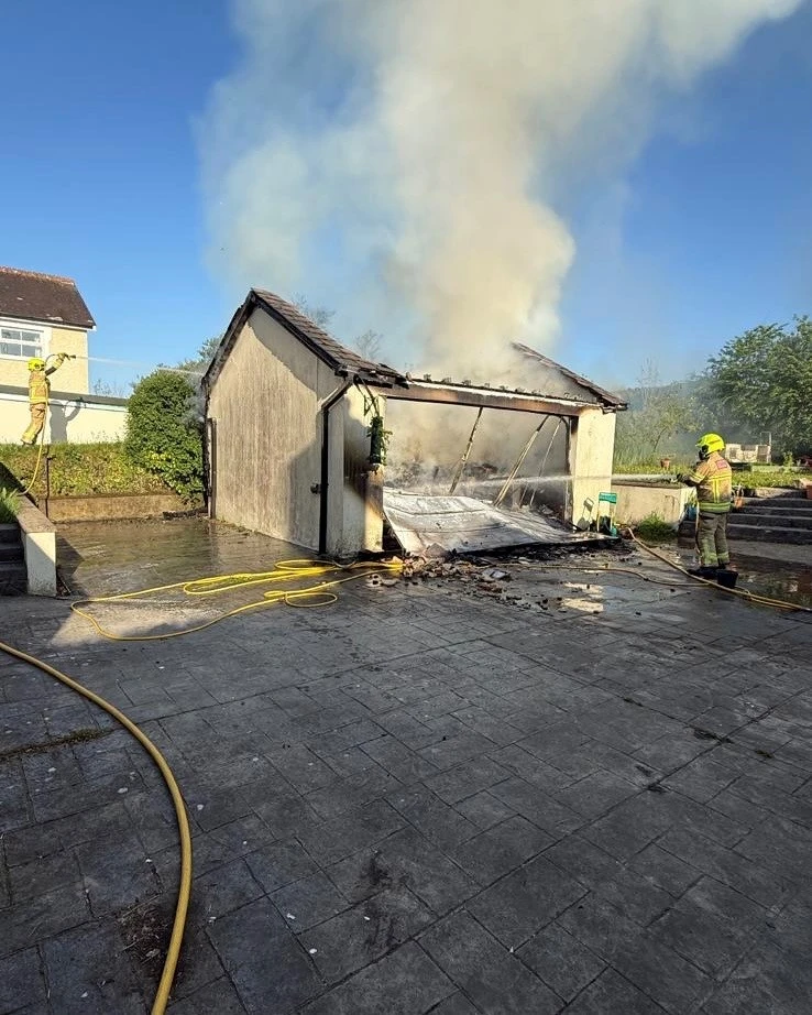 Garage Fire 01
